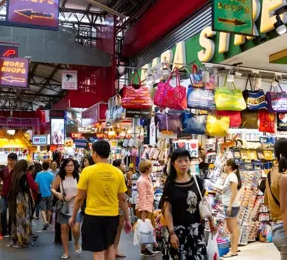 Bugis Street: Best for Cheap Shopping